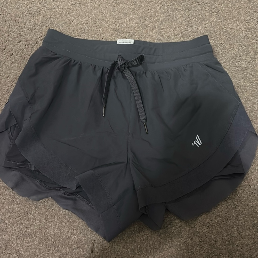 gray athletic shorts